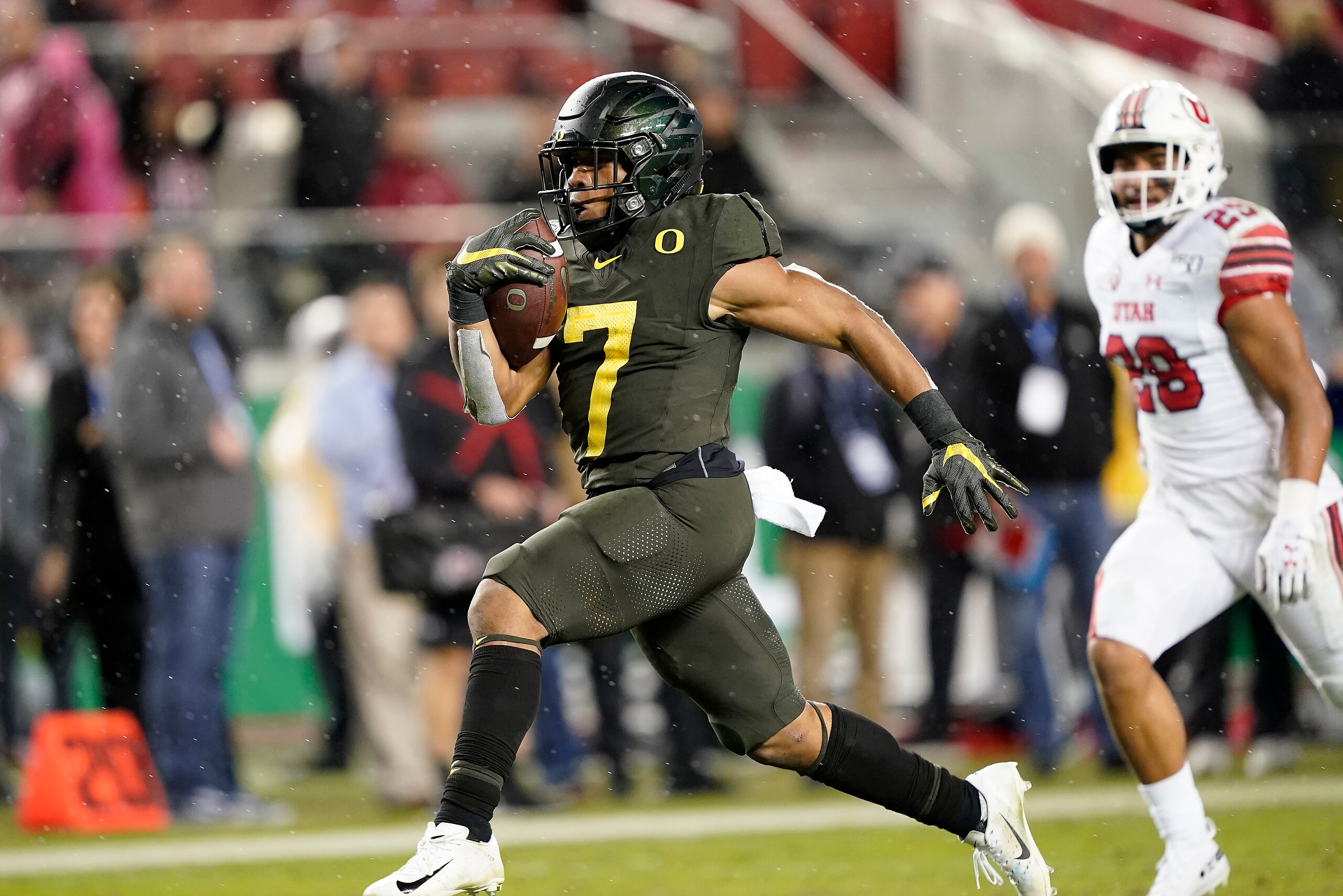 Oregon RB CJ Verdell Oregon RB CJ Verdell