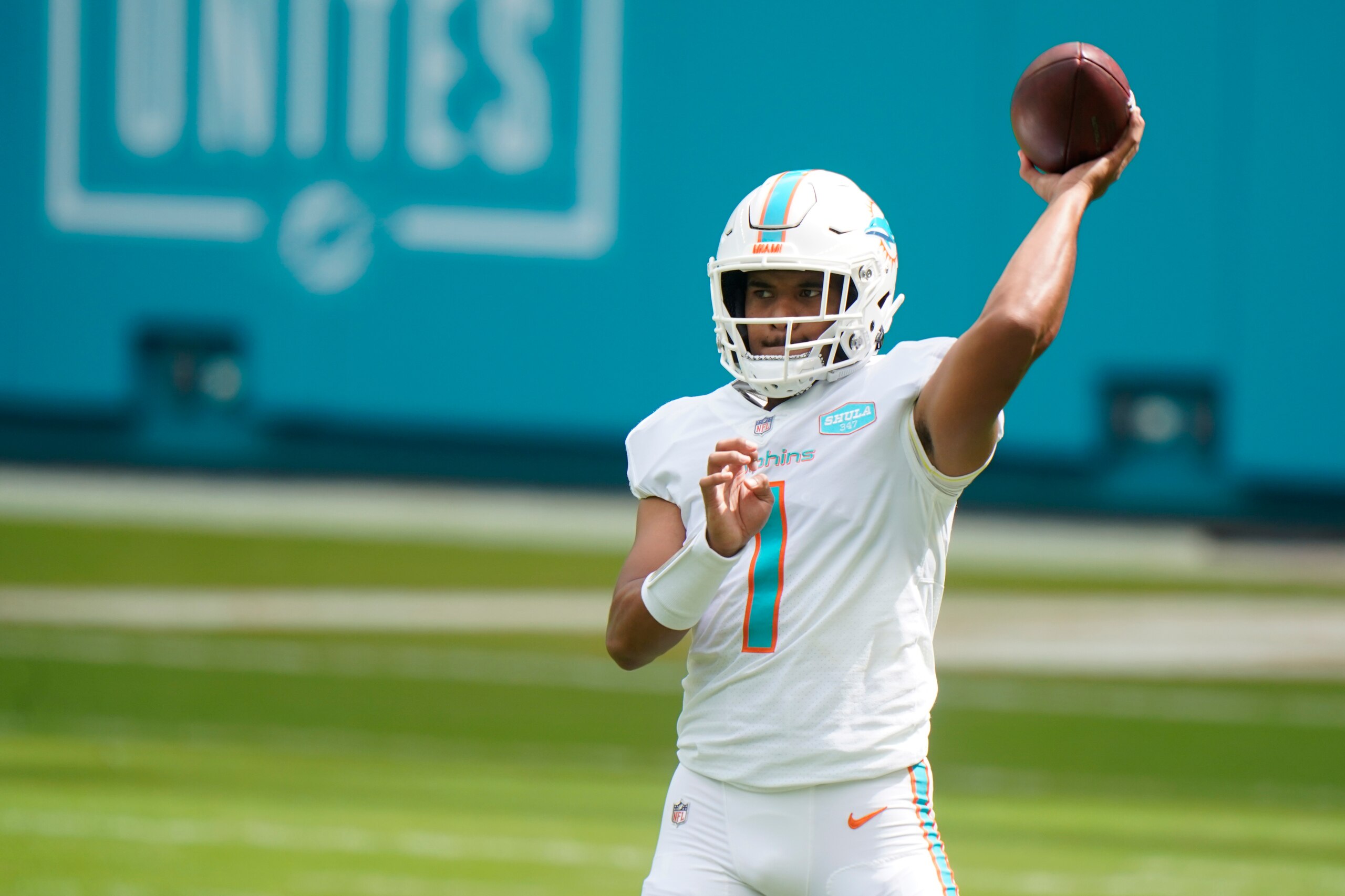 Dolphins QB Tua Tagovailoa