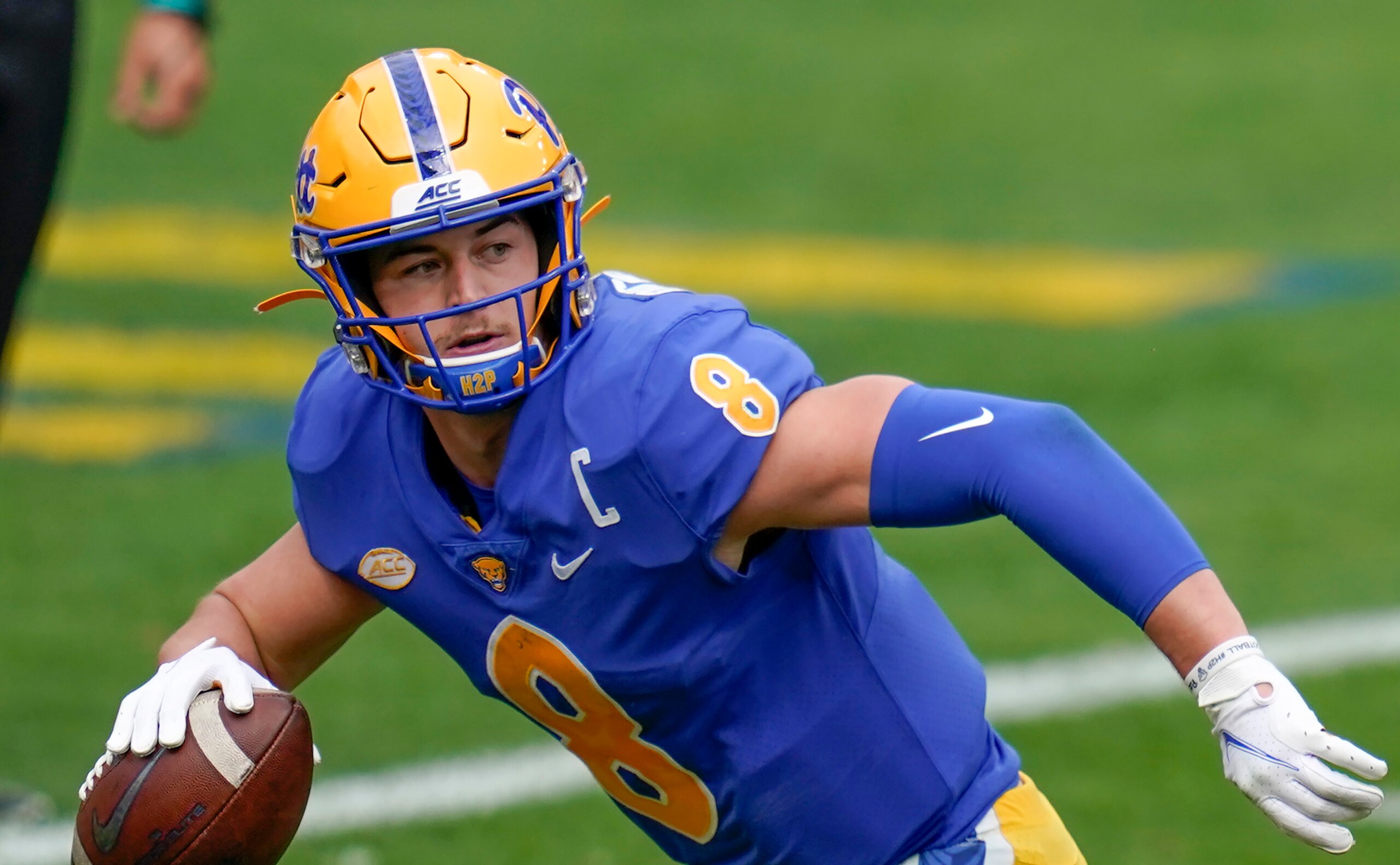 Pitt QB Kenny Pickett Pitt QB Kenny Pickett