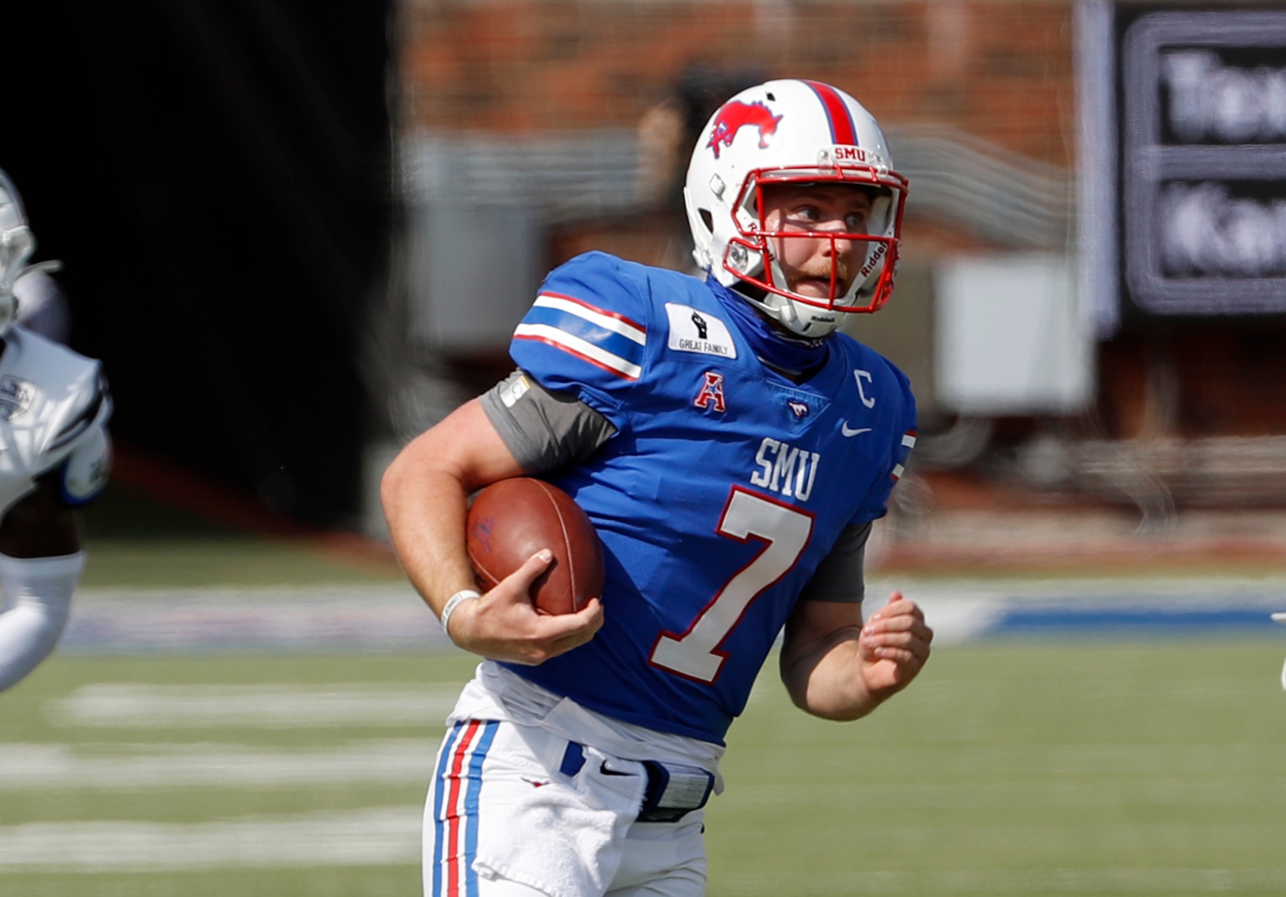 SMU QB Shane Buechele