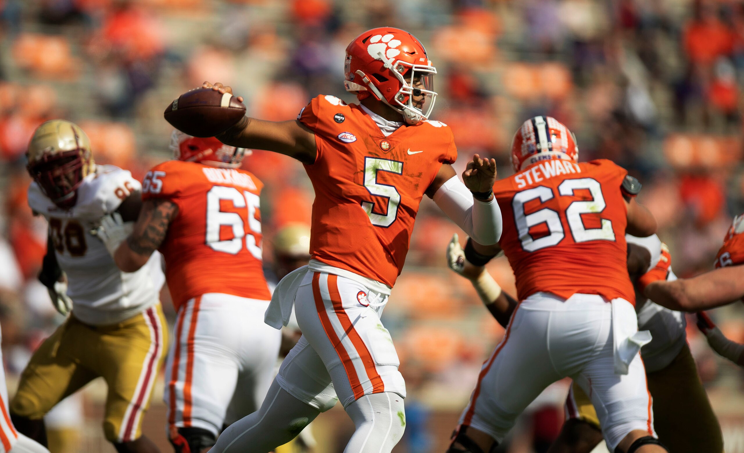 Clemson QB D.J. Uiagalelei