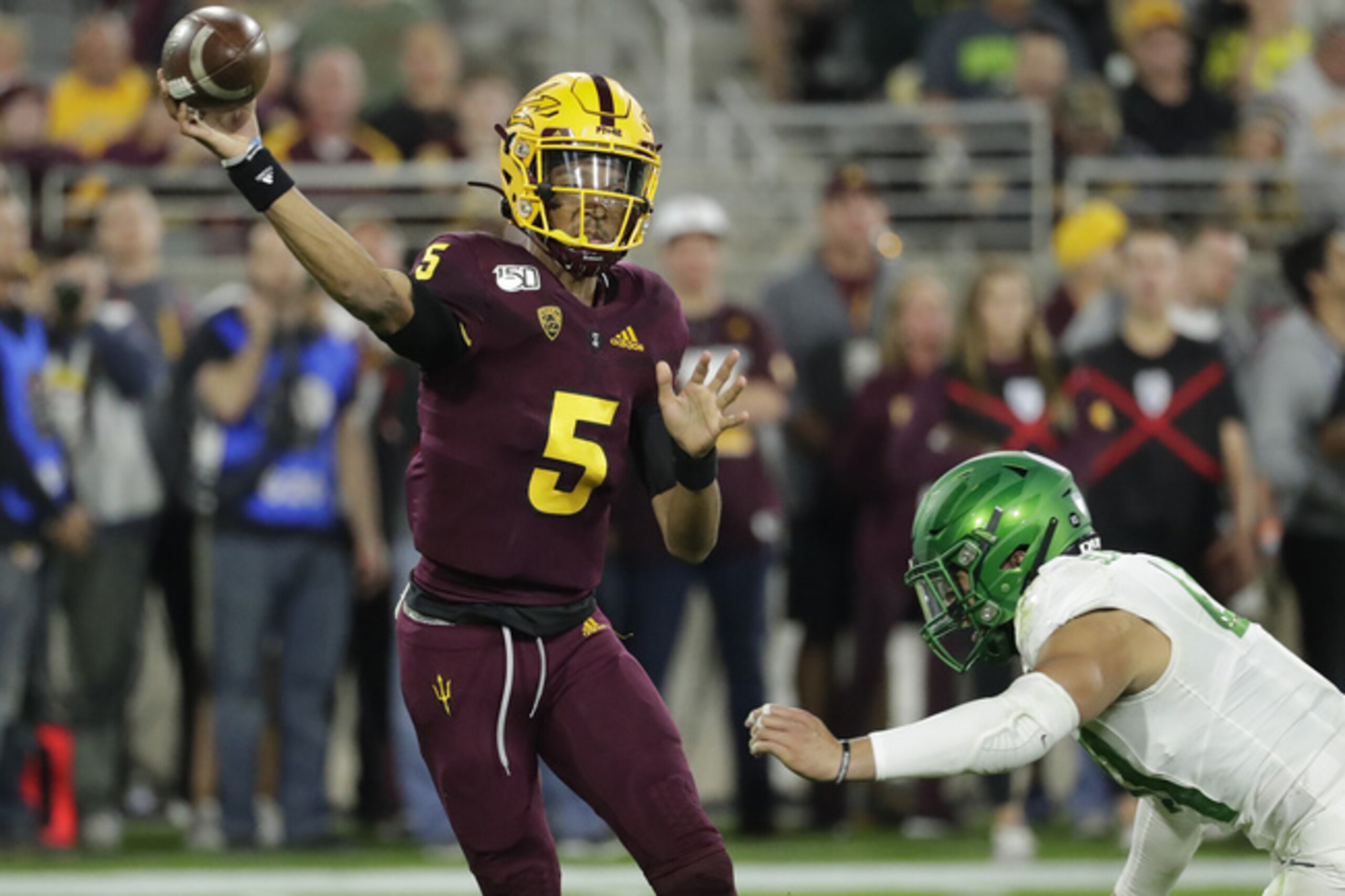 Arizona State QB Jayden Daniels
