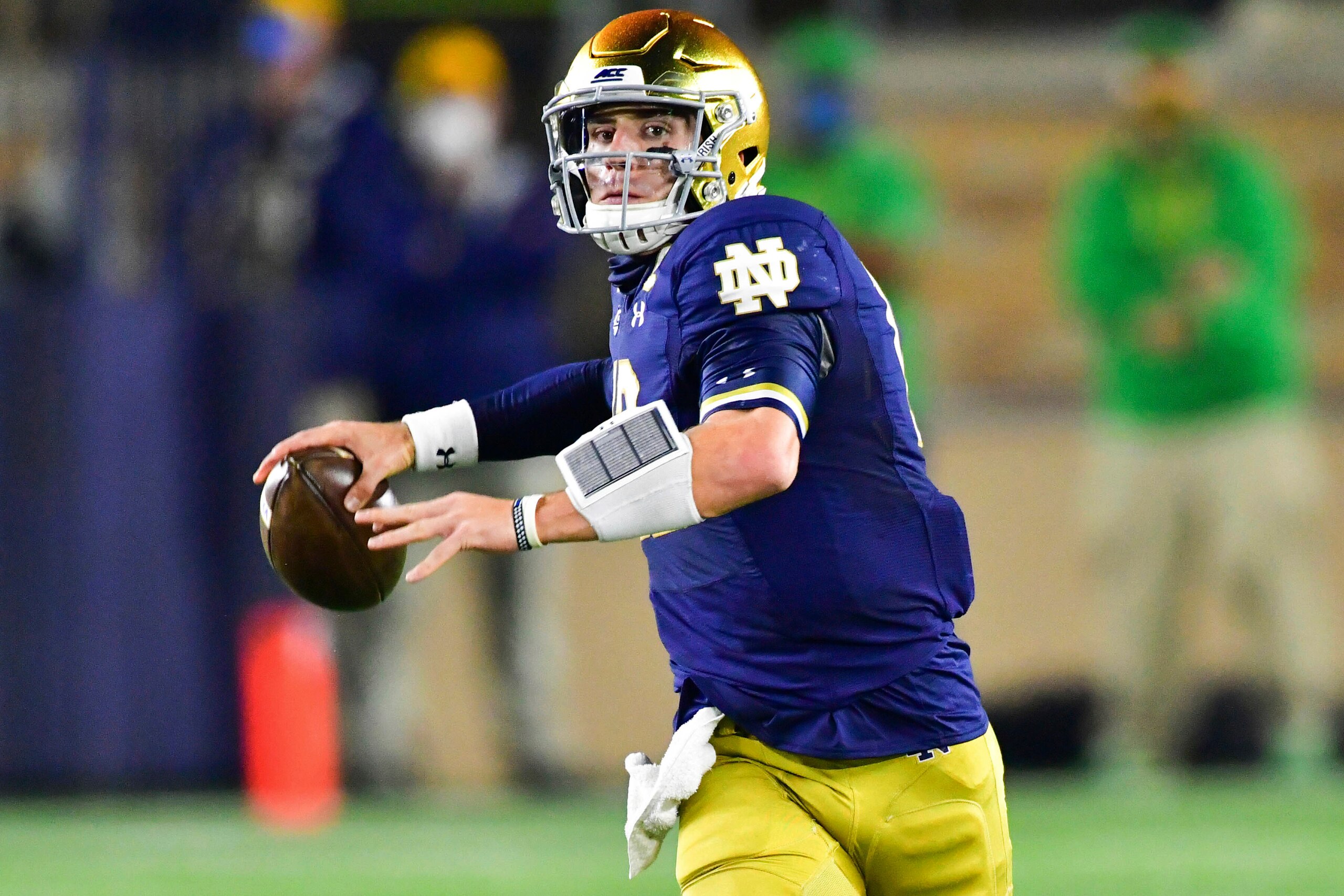 Notre Dame QB Ian Book