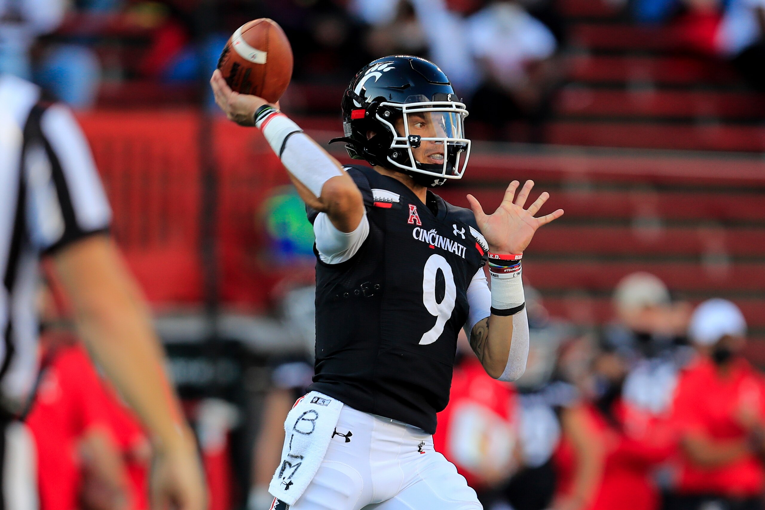Cincinnati QB Desmond Ridder