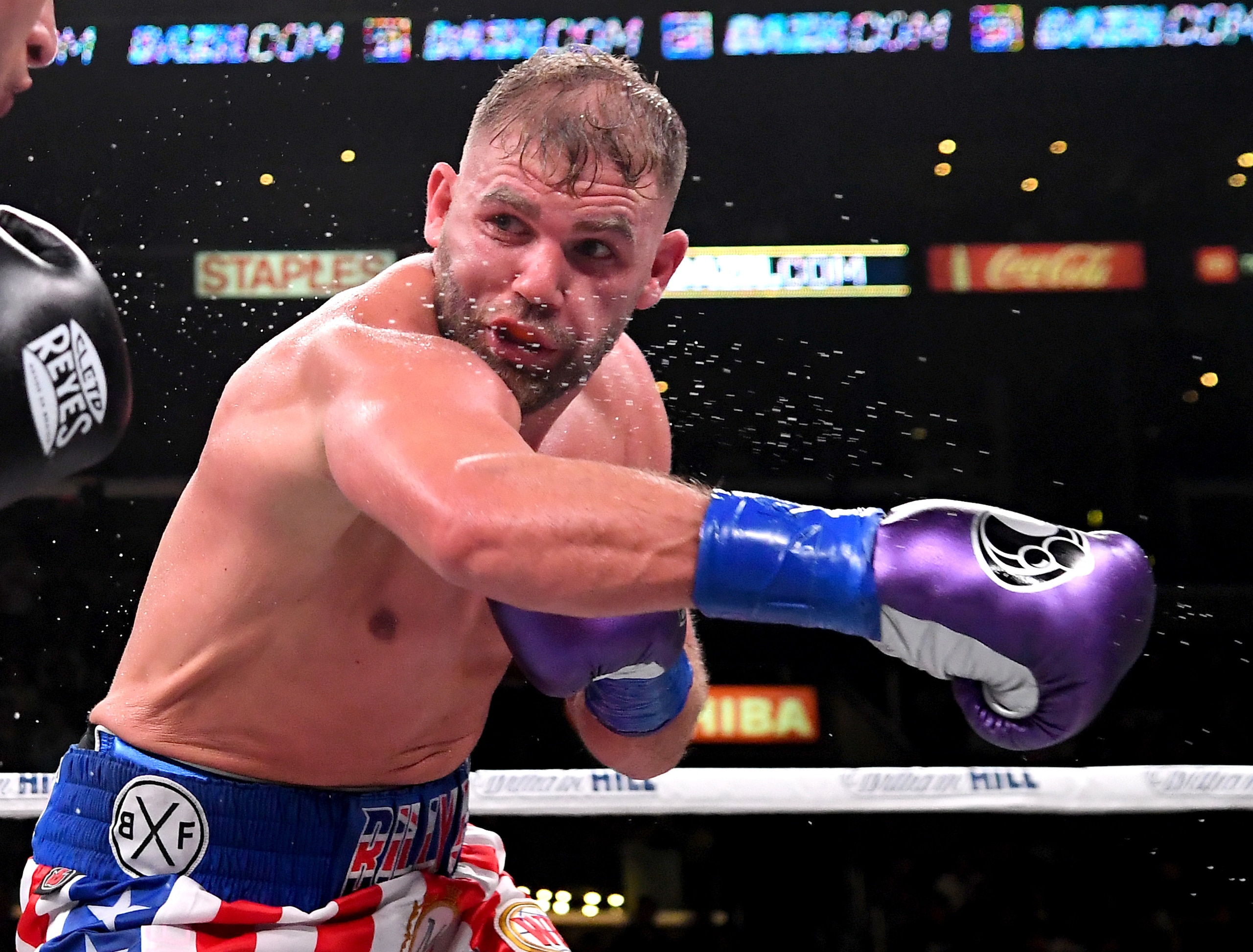 Should Canelo revisit a fight that fell through?
