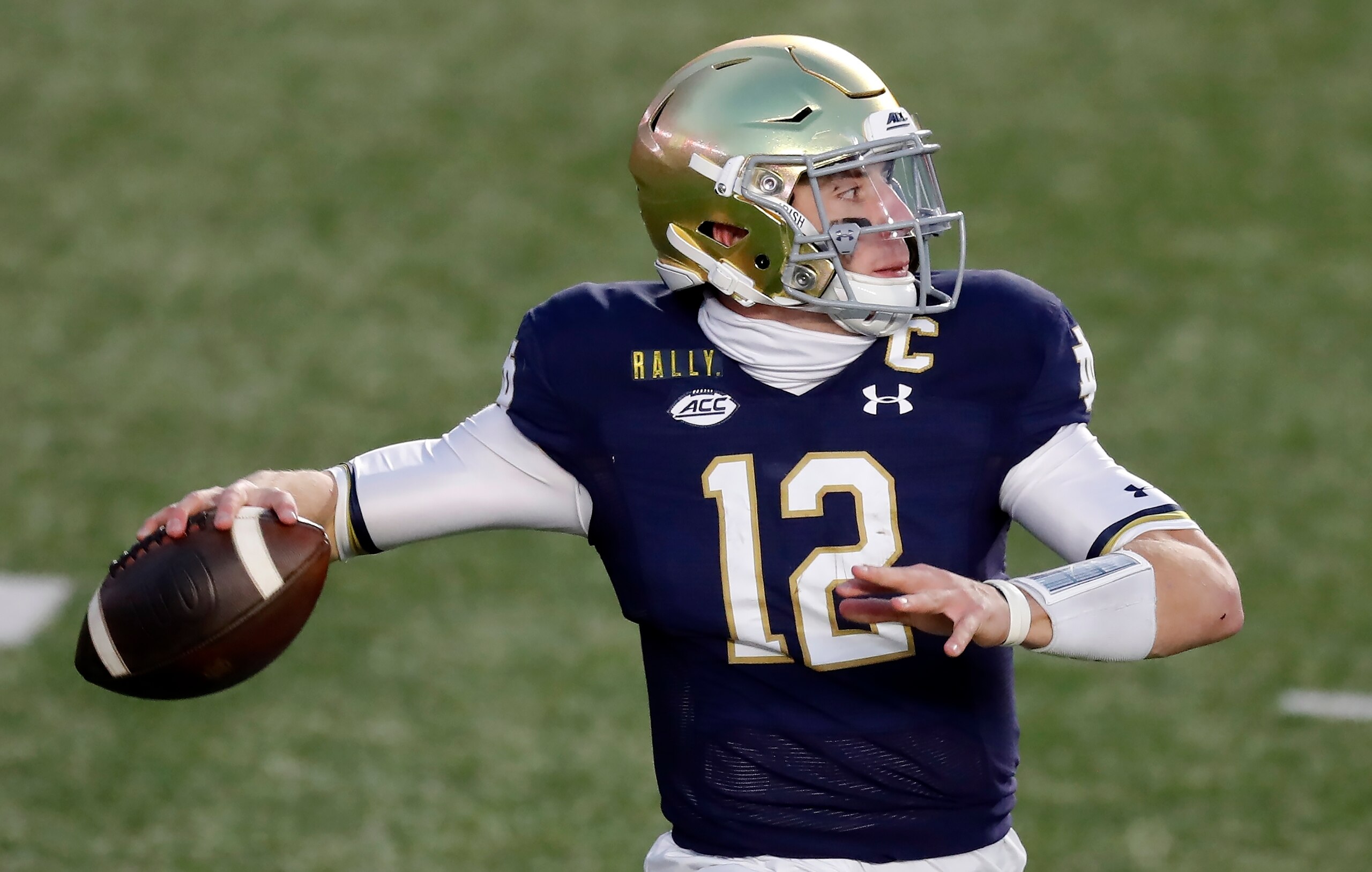 Notre Dame QB Ian Book Notre Dame QB Ian Book
