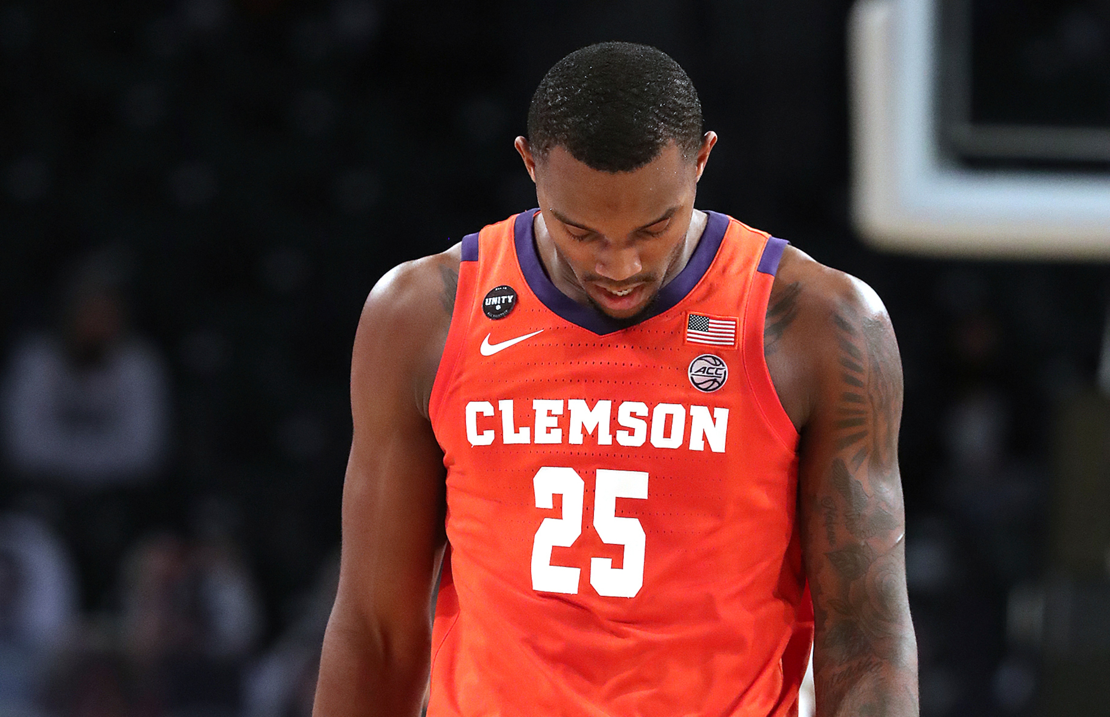 Clemson's Aamir Simms Clemson's Aamir Simms