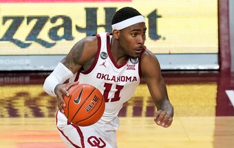 Oklahoma's De'Vion Harmon