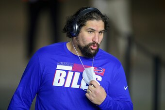 Buffalo Bills offensive guard Jon Feliciano