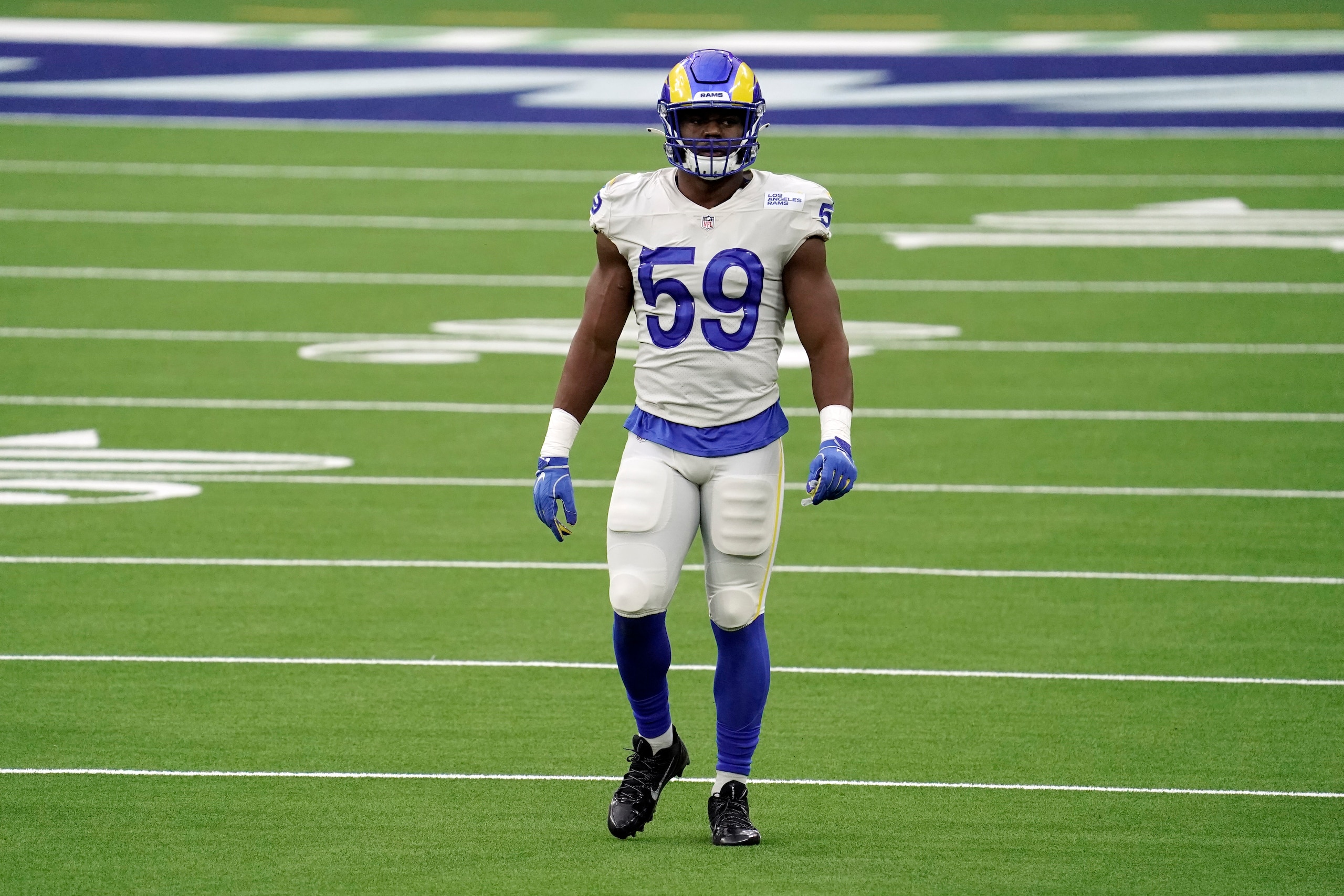 Los Angeles Rams inside linebacker Micah Kiser