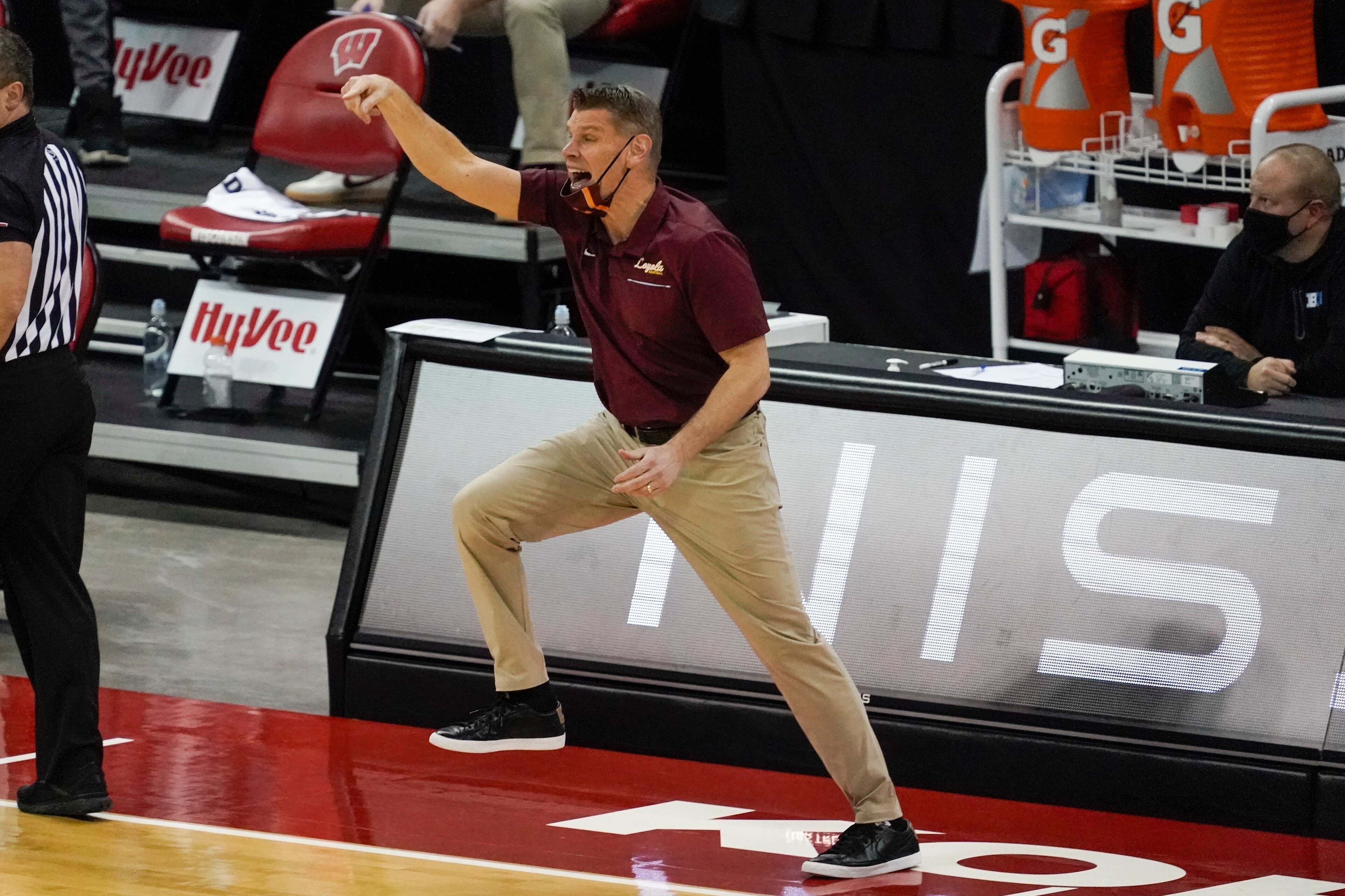 Loyola-Chicago head coach Porter Moser