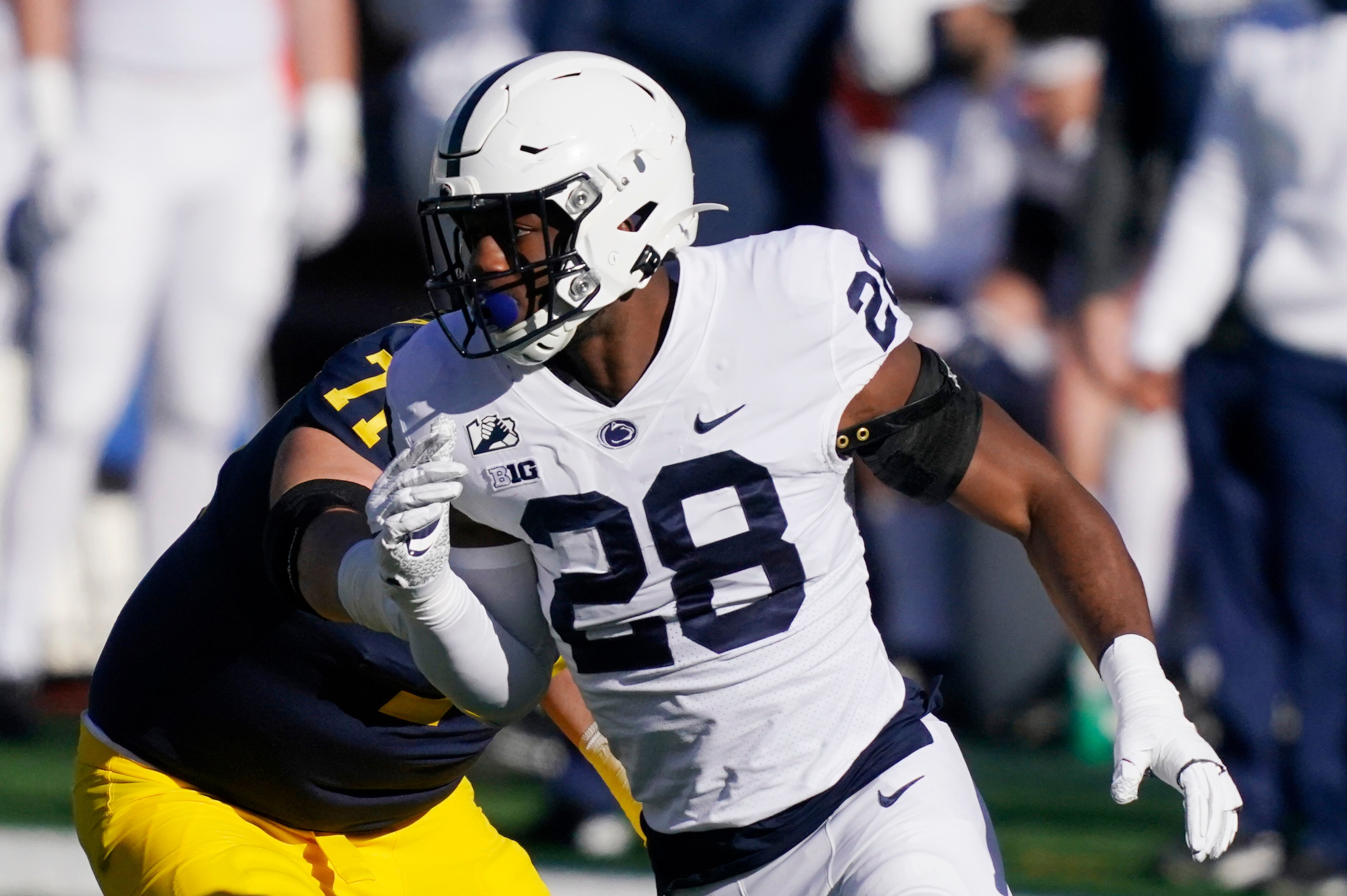Penn State edge defender Jayson Oweh