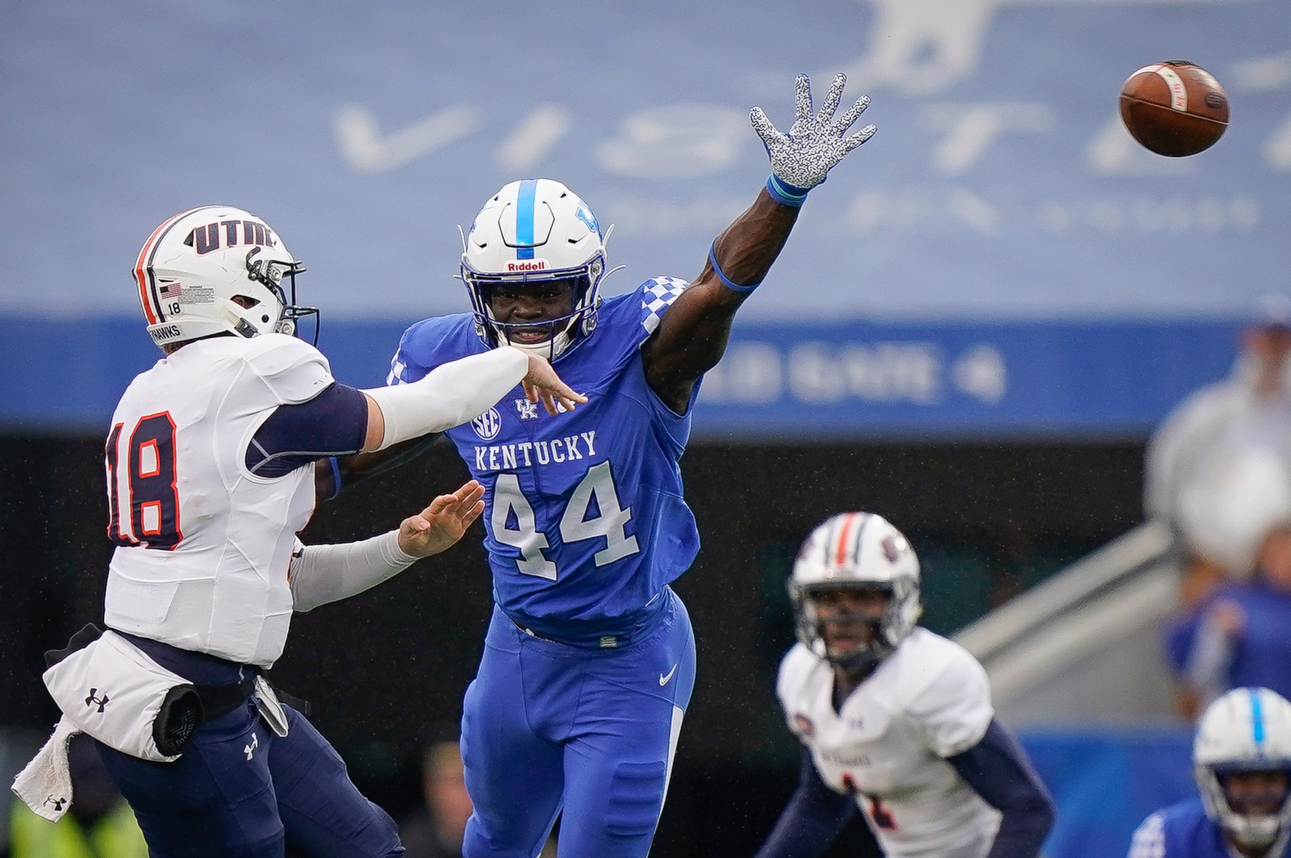 Kentucky linebacker Jamin Davis