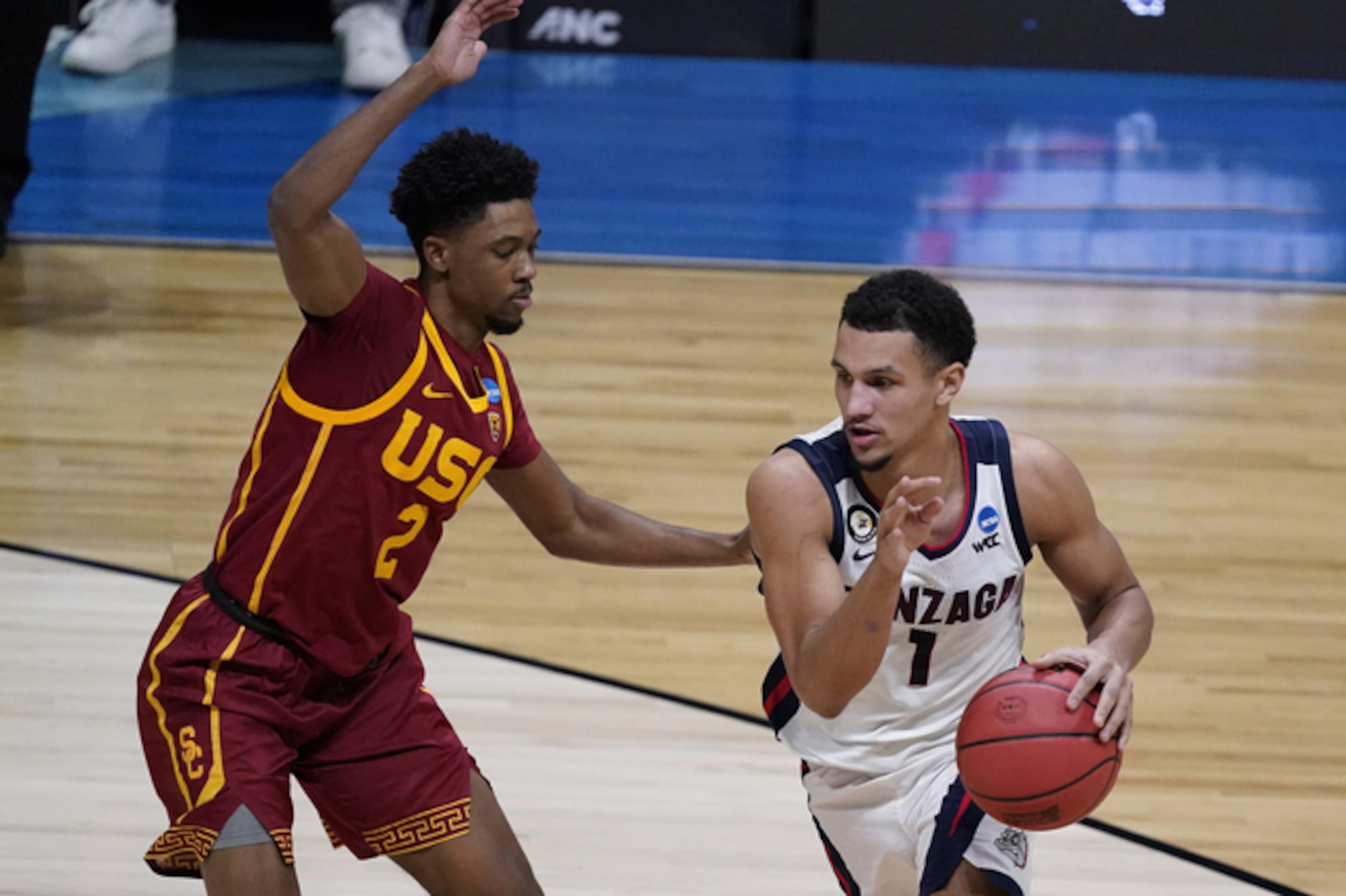 Gonzaga's Jalen Suggs and USC's Tahj Eaddy