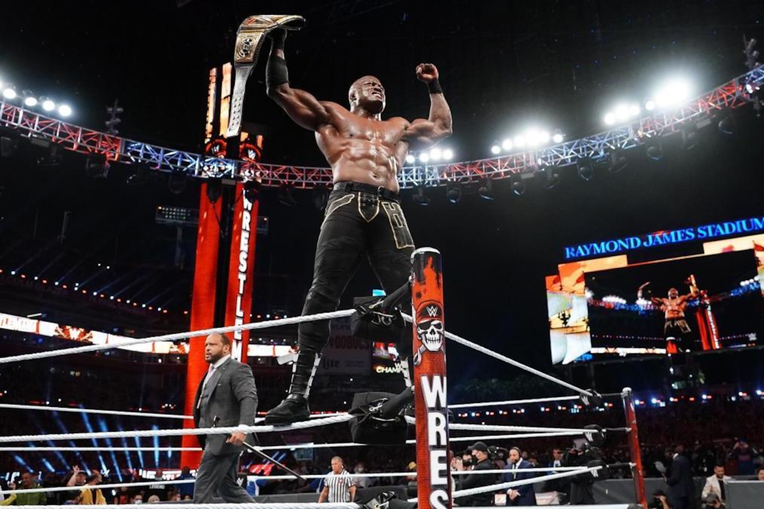 Bobby Lashley extended his WWE Championship reign beyond WrestleMania 37 with a win over Drew McIntyre.