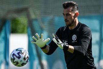 Set your expectations low for Martin Dubravka and Slovakia.