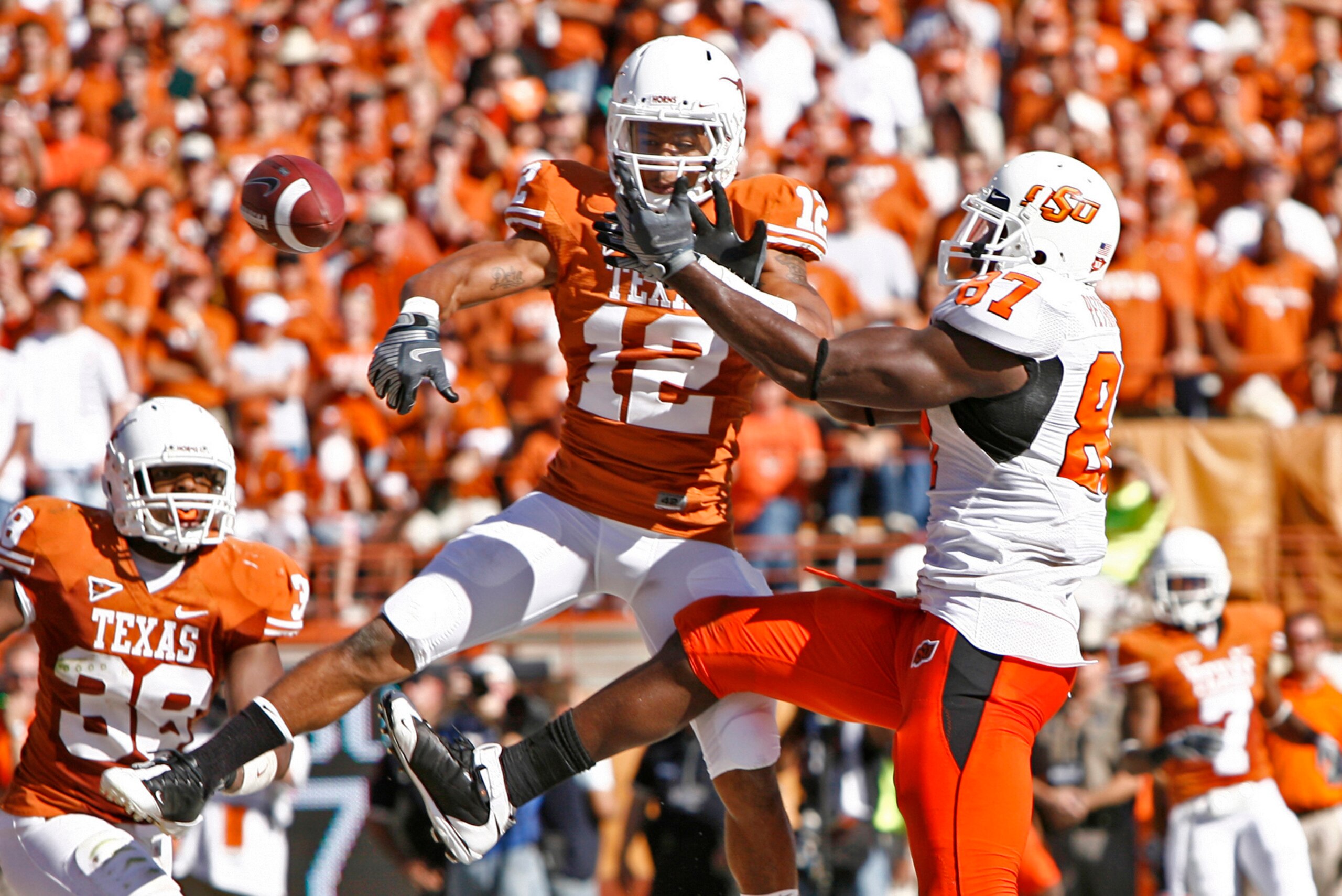 Texas' Earl Thomas (12)