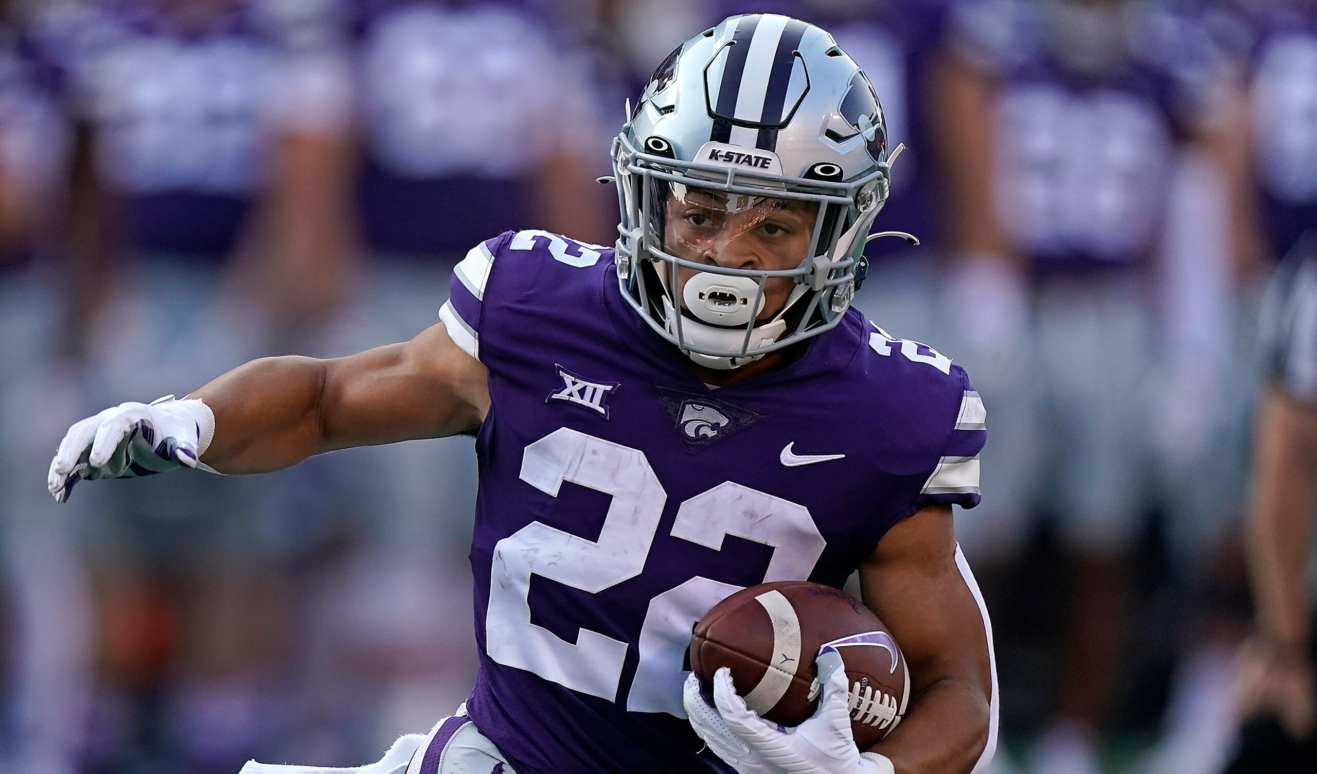 Kansas State RB Deuce Vaughn Kansas State RB Deuce Vaughn