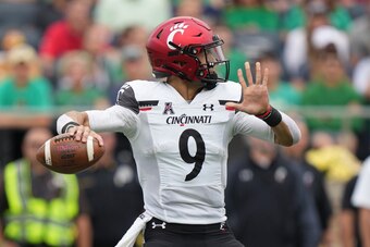 Cincinnati QB Desmond Ridder