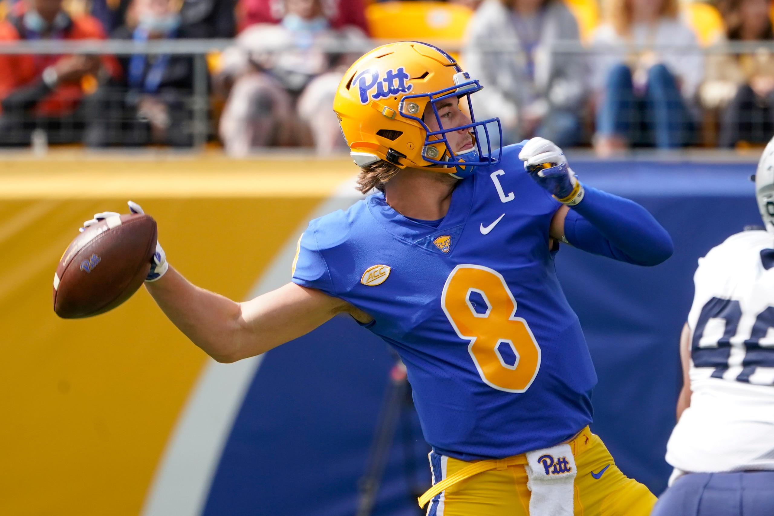 Pitt QB Kenny Pickett