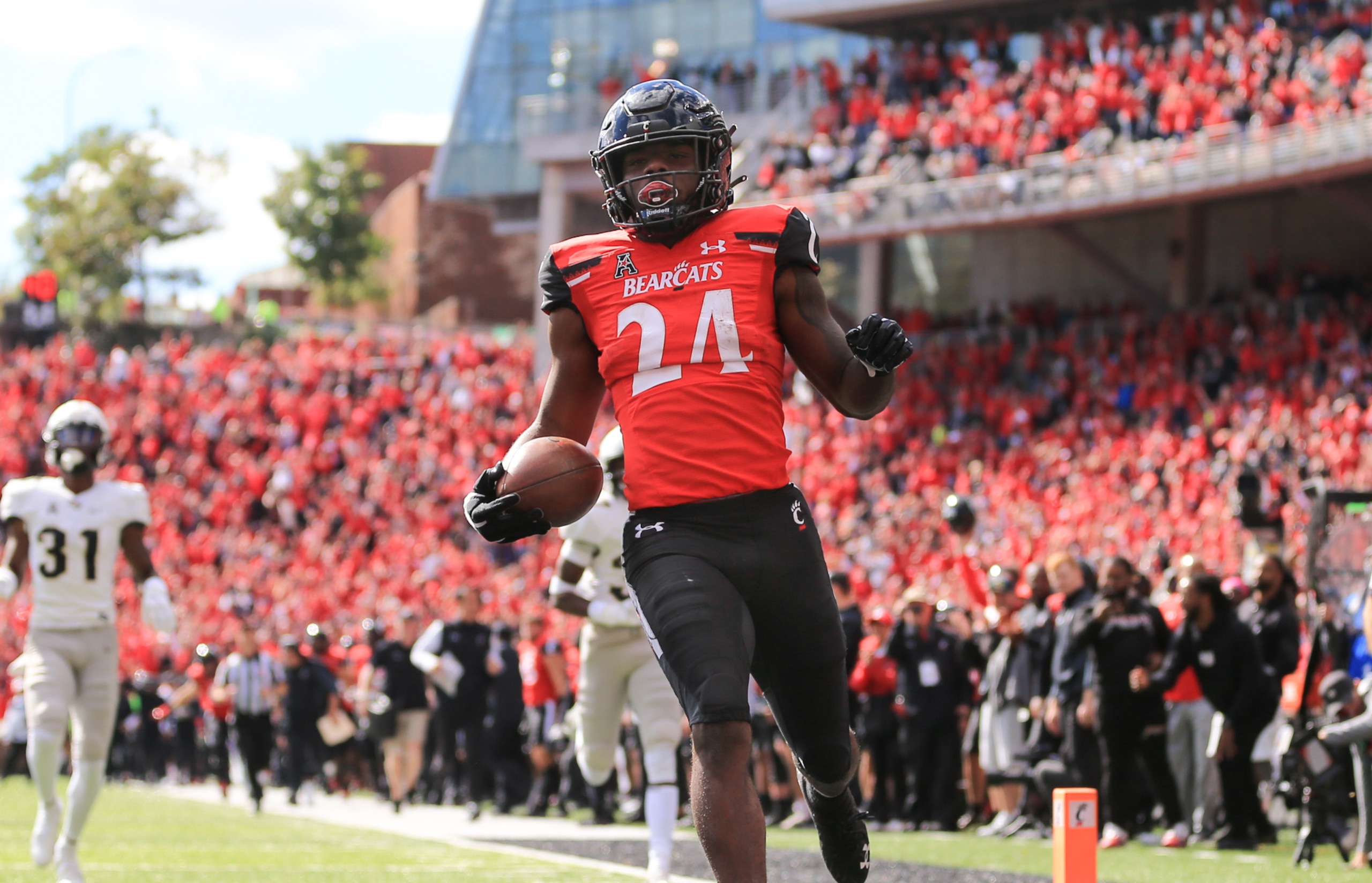 Cincinnati RB Jerome Ford
