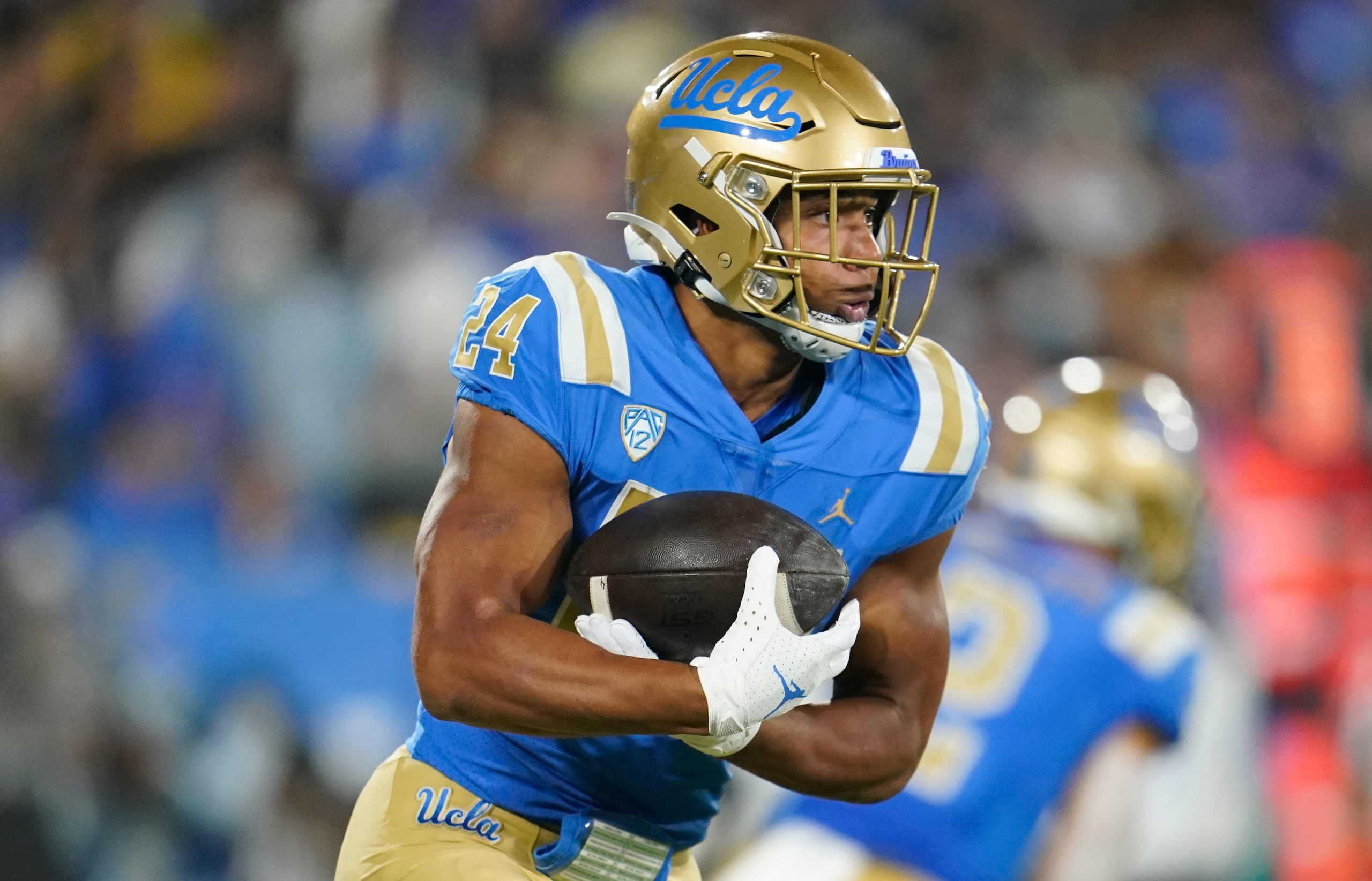 UCLA RB Zach Charbonnet