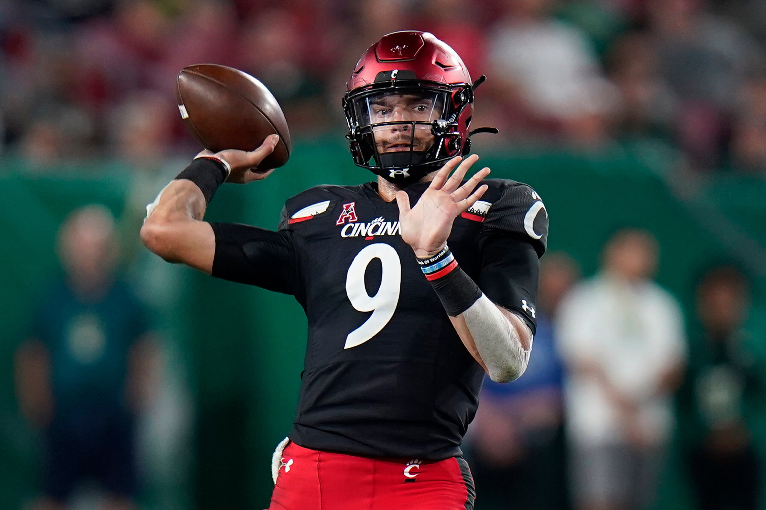 Cincinnati's Desmond Ridder