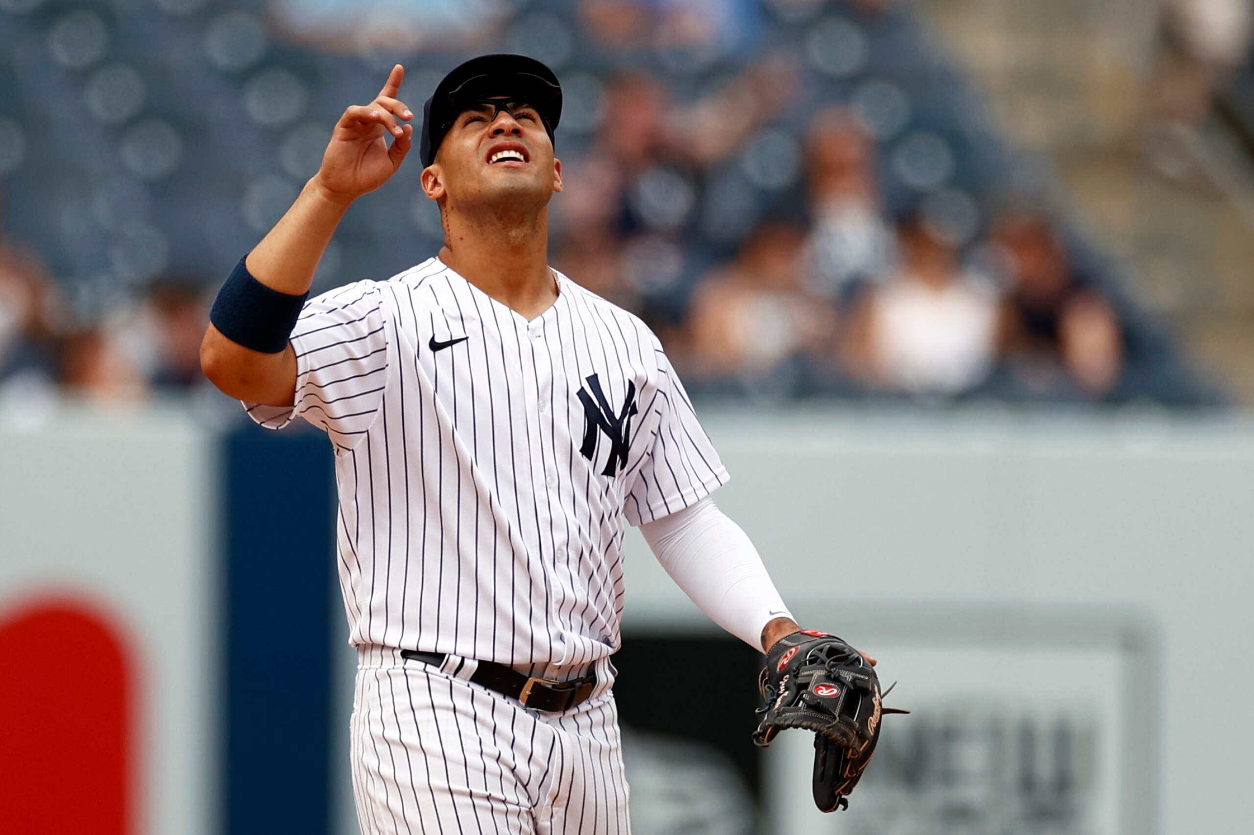 With Gleyber Torres now at second base, the Yankees still have a need at shortstop.