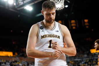 Michigan's Hunter Dickinson