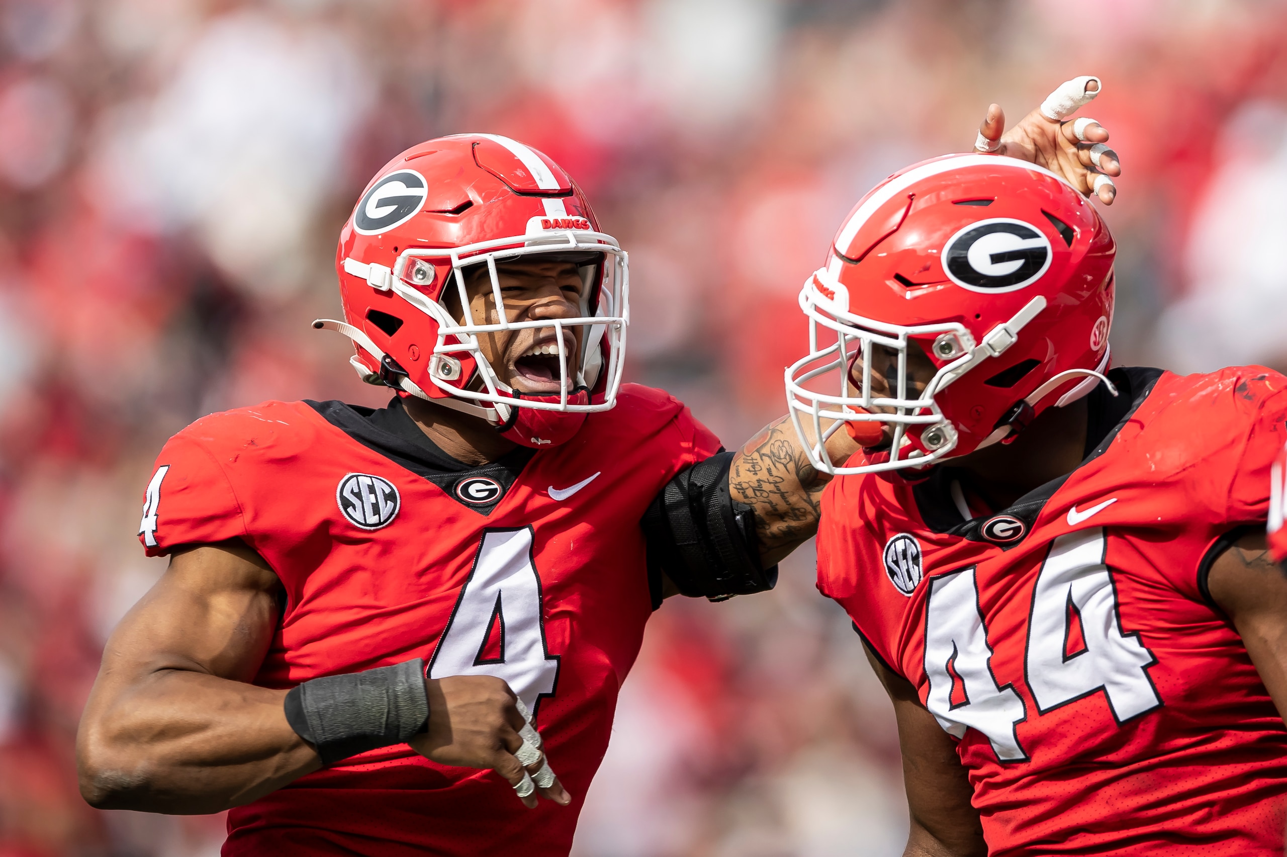 Nolan Smith is staying for another year at Georgia while Travon Walker heads to the NFL.