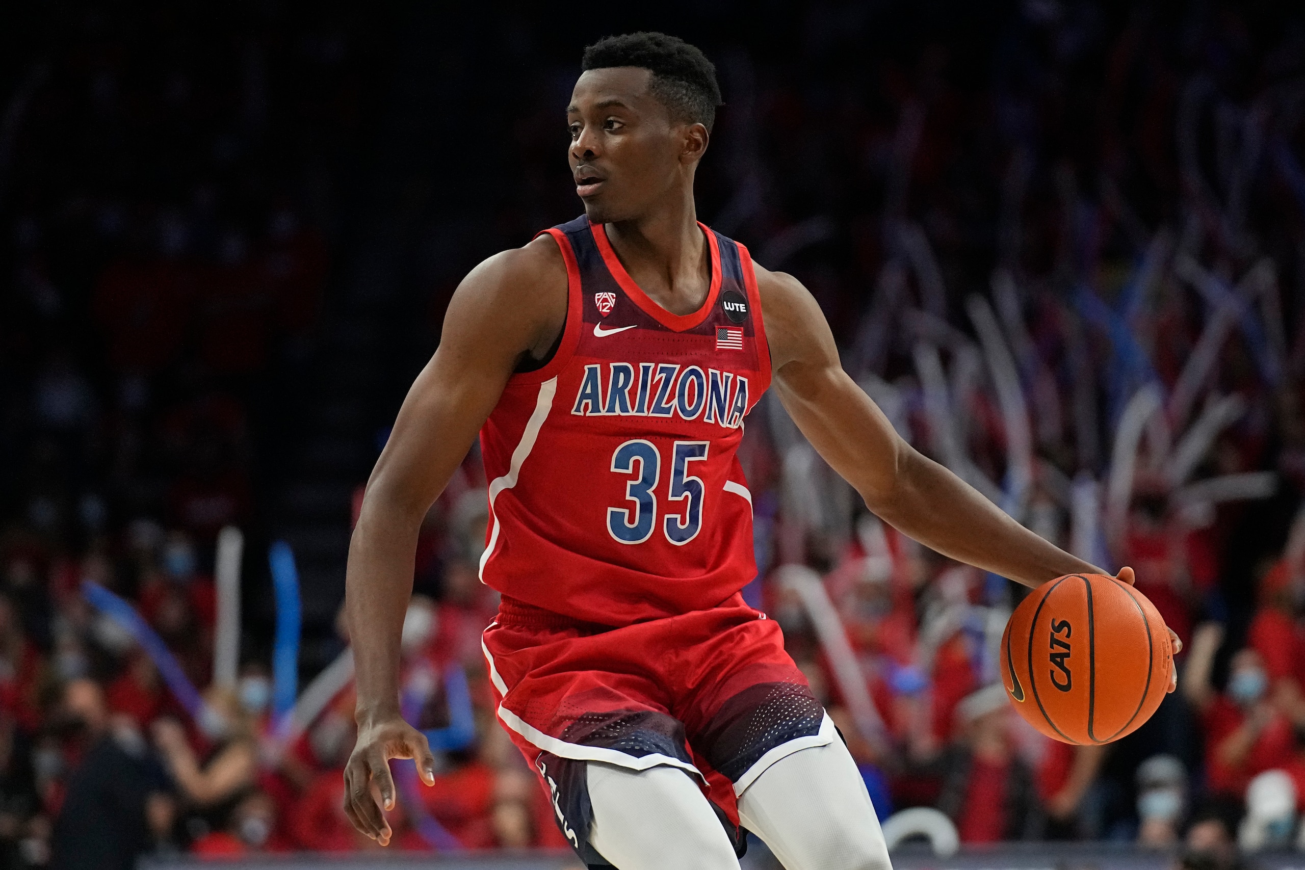 Arizona's Christian Koloko