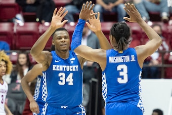 Kentucky's Oscar Tshiebwe and TyTy Washington Jr.