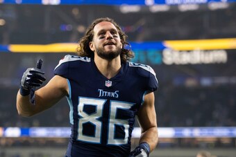 Titans tight end Anthony Firkser