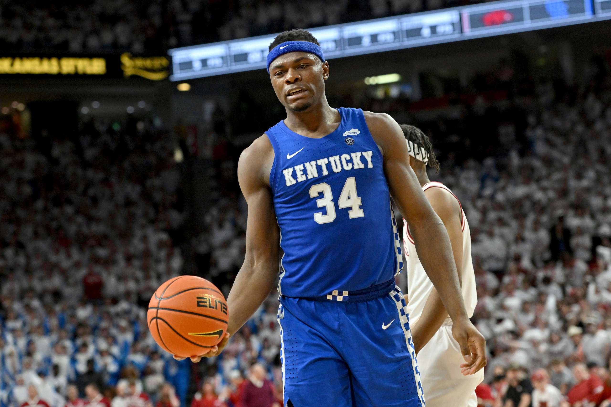 Kentucky's Oscar Tshiebwe
