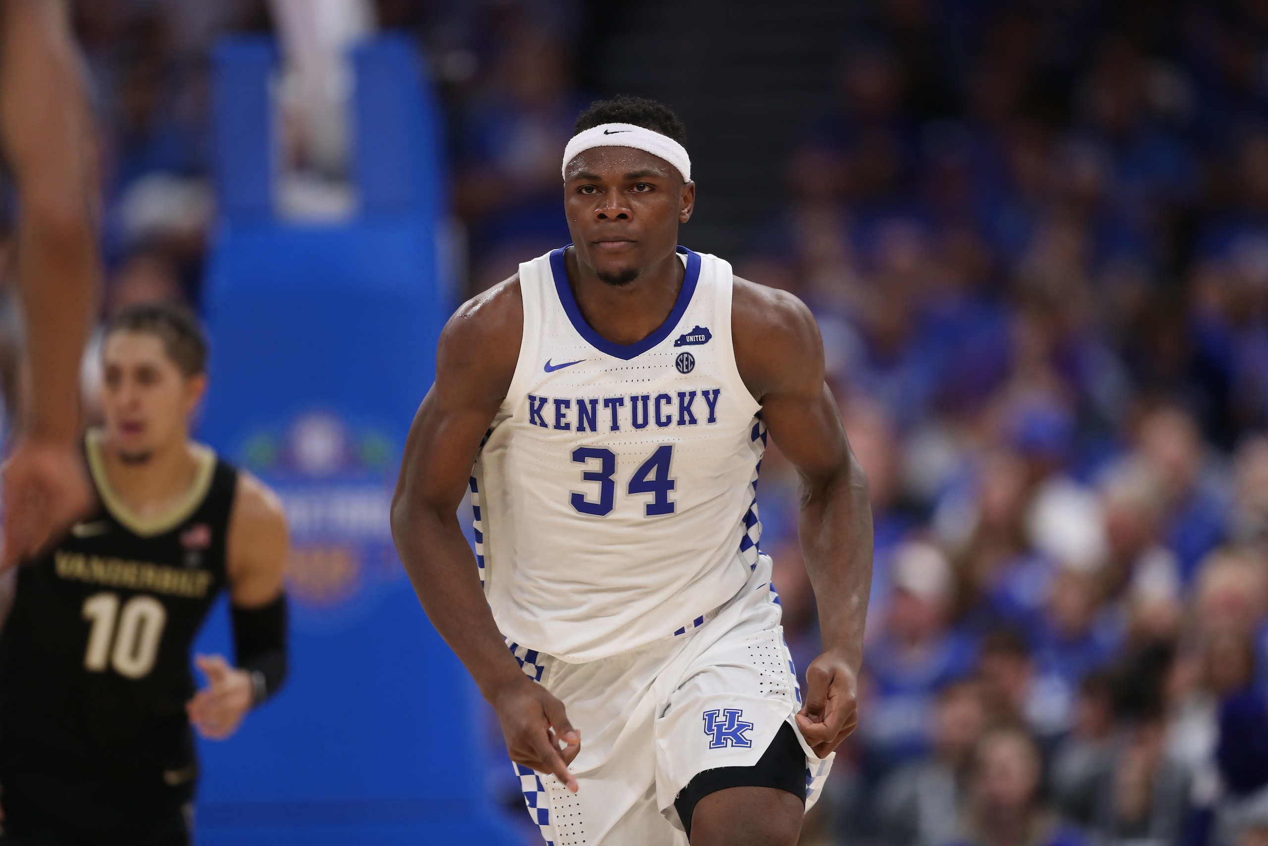 Kentucky's Oscar Tshiebwe