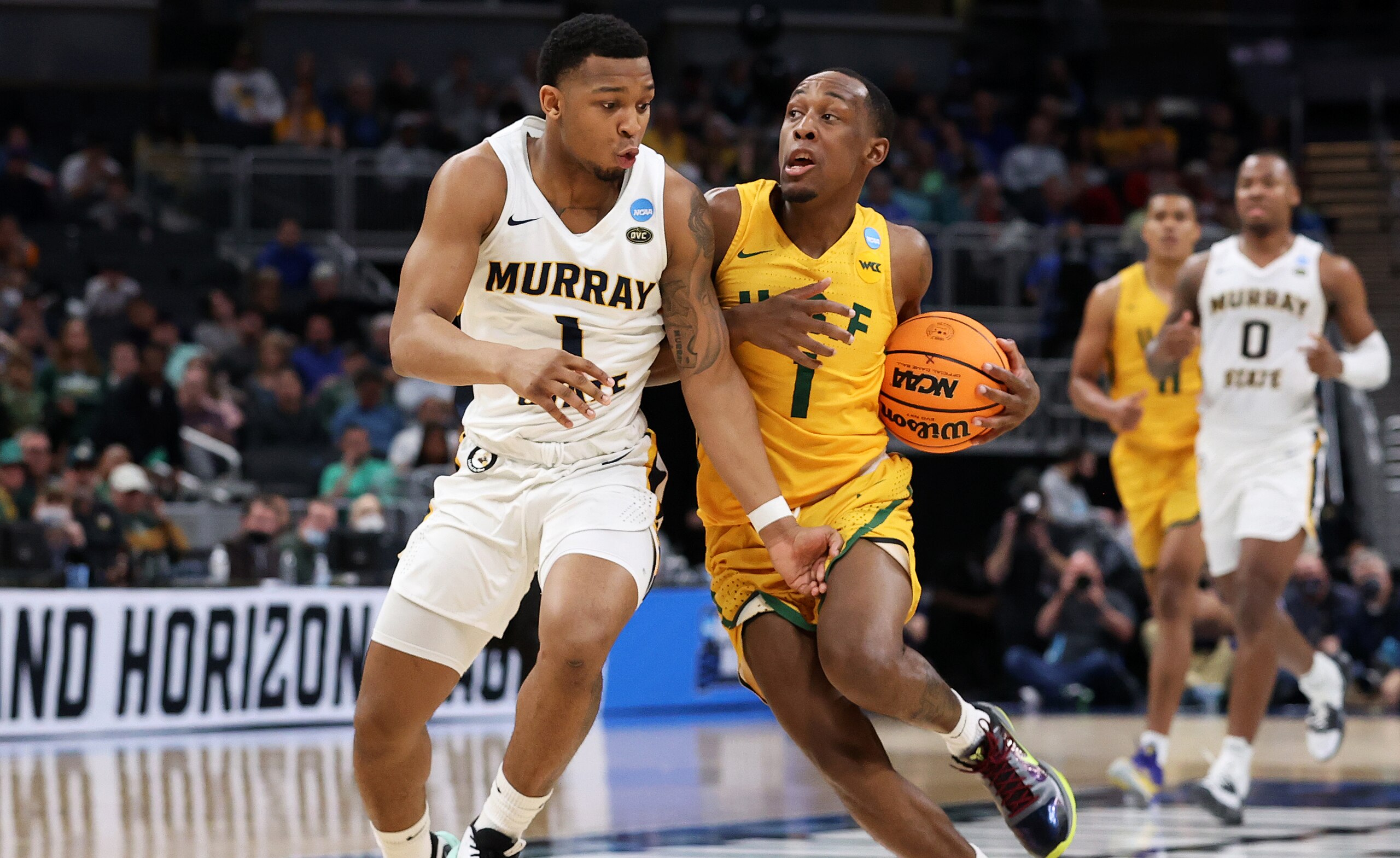 San Francisco's Jamaree Bouyea and Murray State's DaQuan Smith San Francisco's Jamaree Bouyea and Murray State's DaQuan Smith