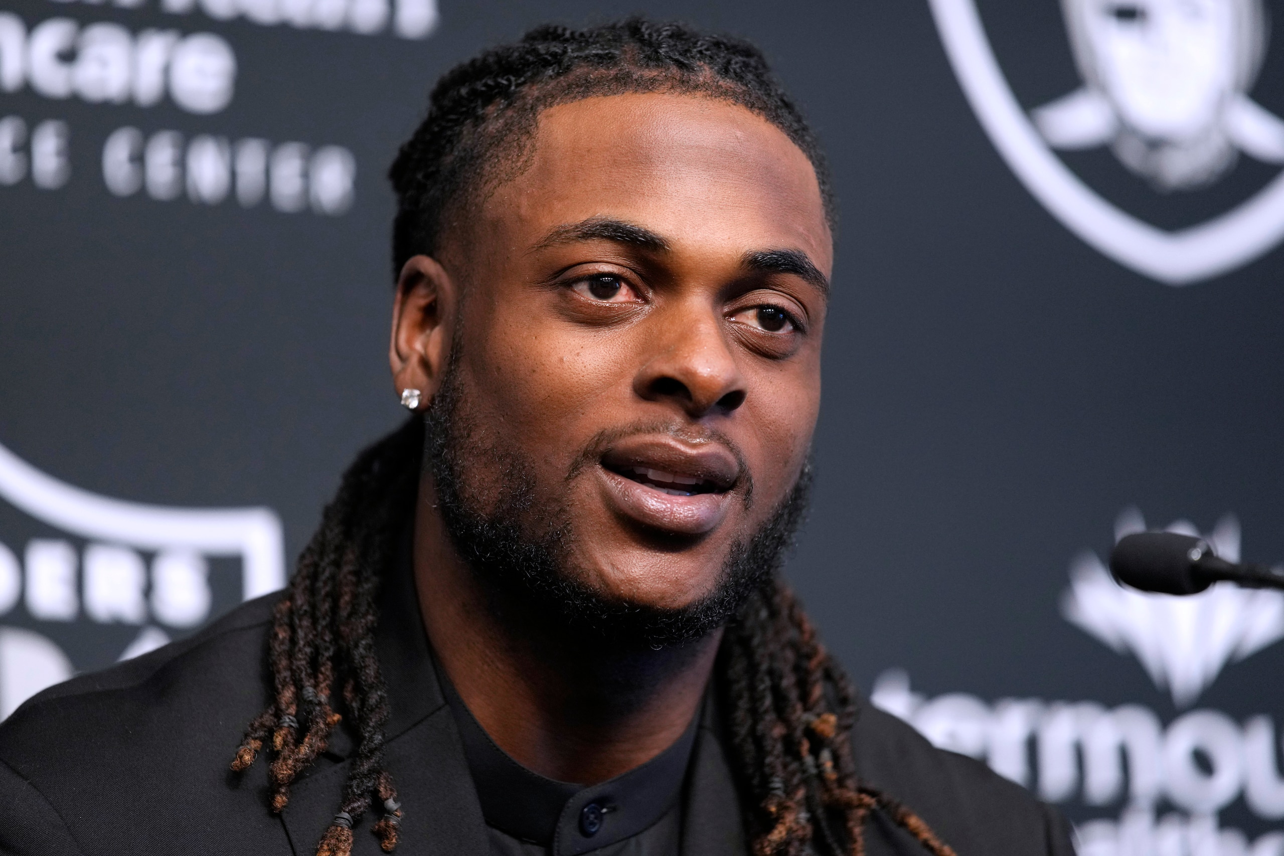 Wide receiver Davante Adams