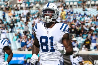 Tight end Mo Alie-Cox