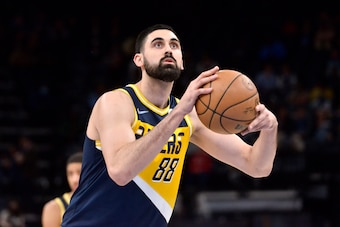 Indiana Pacers center Goga Bitadze (88) shoots a free throw in the first half of an NBA basketball game against the Memphis Grizzlies Thursday, March 24, 2022, in Memphis, Tenn. (AP Photo/Brandon Dill)
