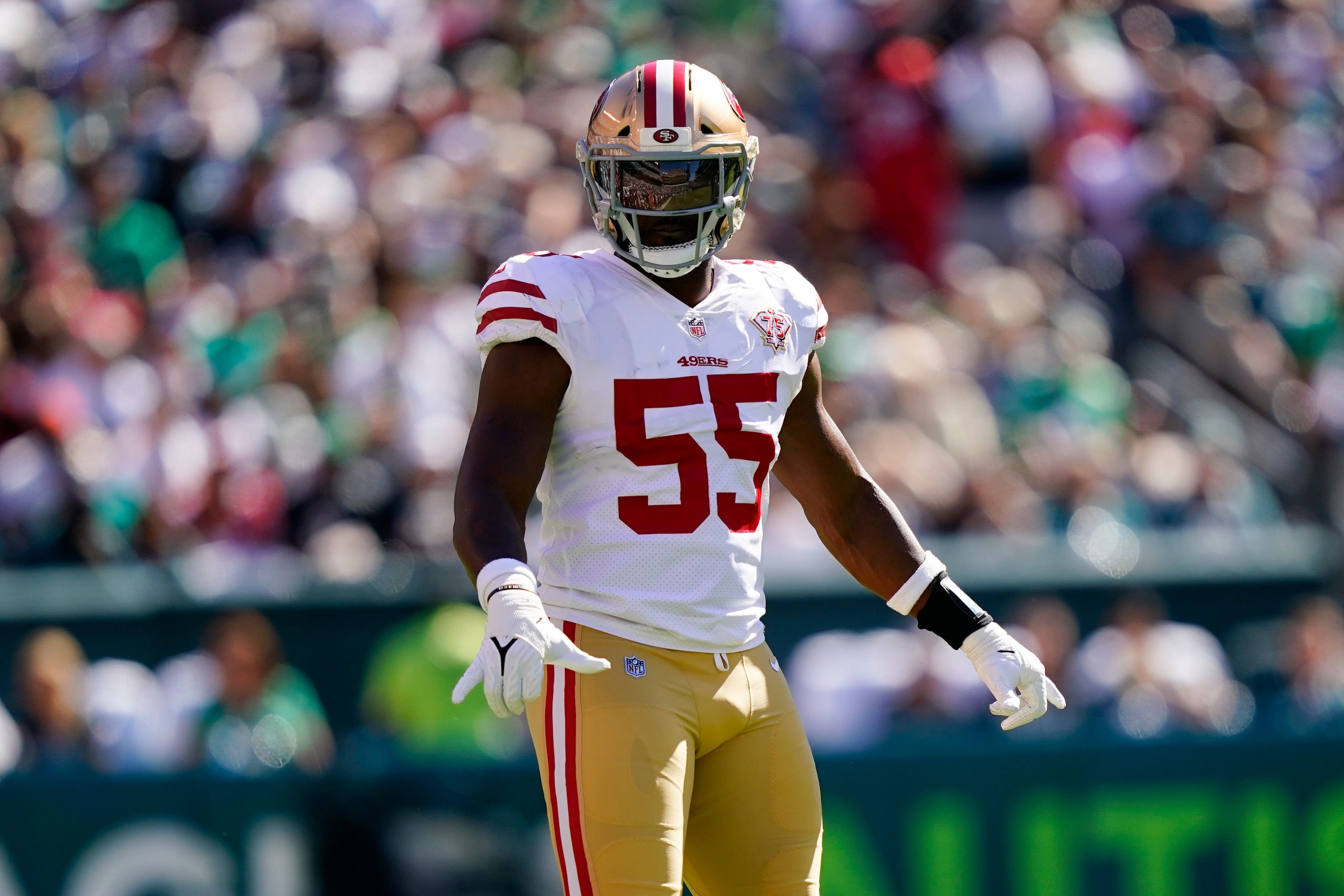 San Francisco 49ers edge-rusher Dee Ford